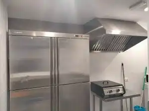 Cocina de Local en venta en Granada