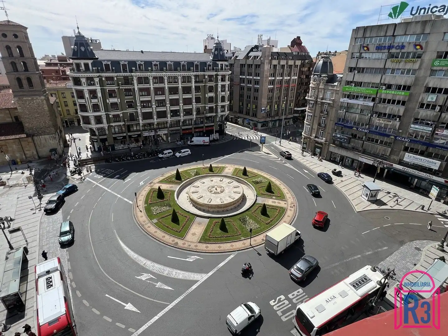 Exterior view of Flat for sale in León Capital   with Heating and Terrace