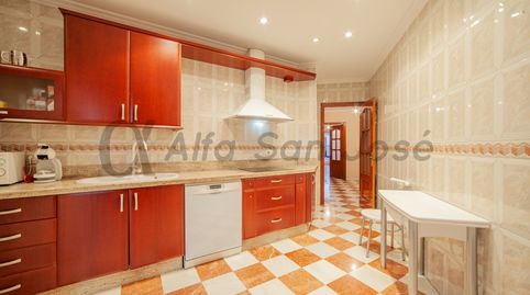 Foto 3 de Casa adosada en venta en San José de la Rinconada, La Rinconada