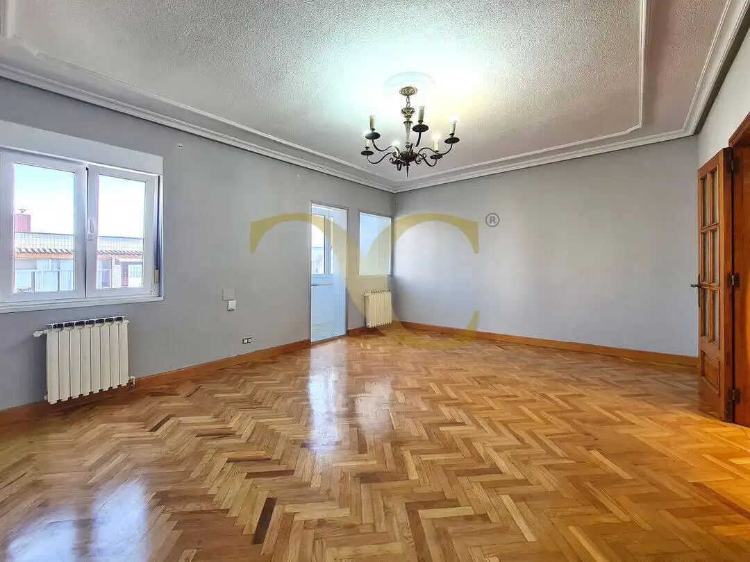 Sala de estar de Piso en venta en Gijón  con Calefacción, Trastero y Balcón
