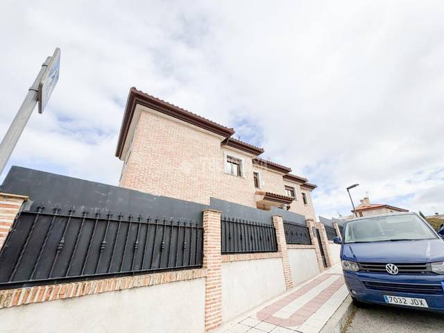 Casa adosada en Venta en El Pijorro