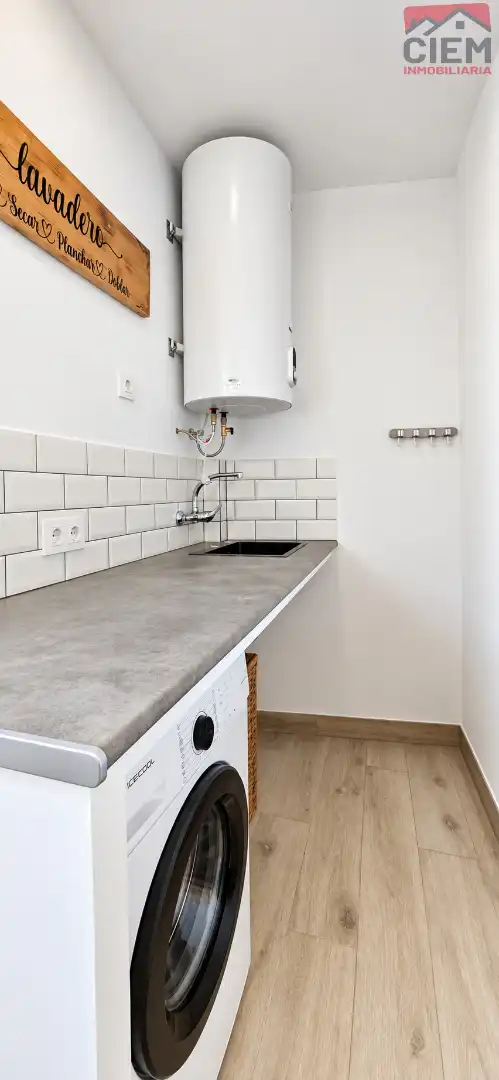 Cuina de Apartament de lloguer en Miajadas amb Aire condicionat, Moblat i Forn