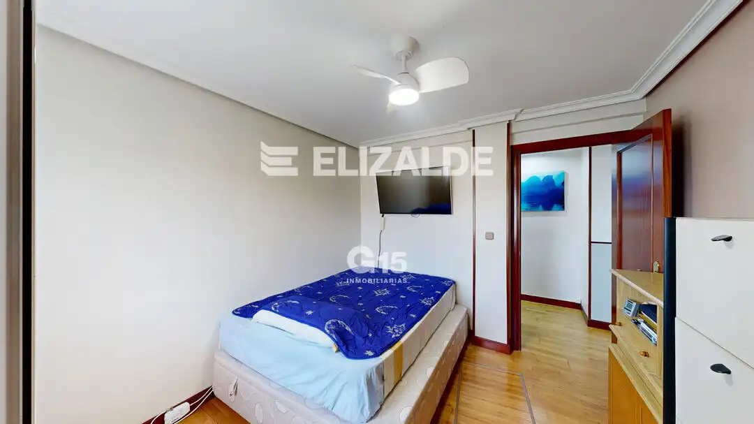 Bedroom of Flat for sale in Donostia - San Sebastián   with Heating and Balcony