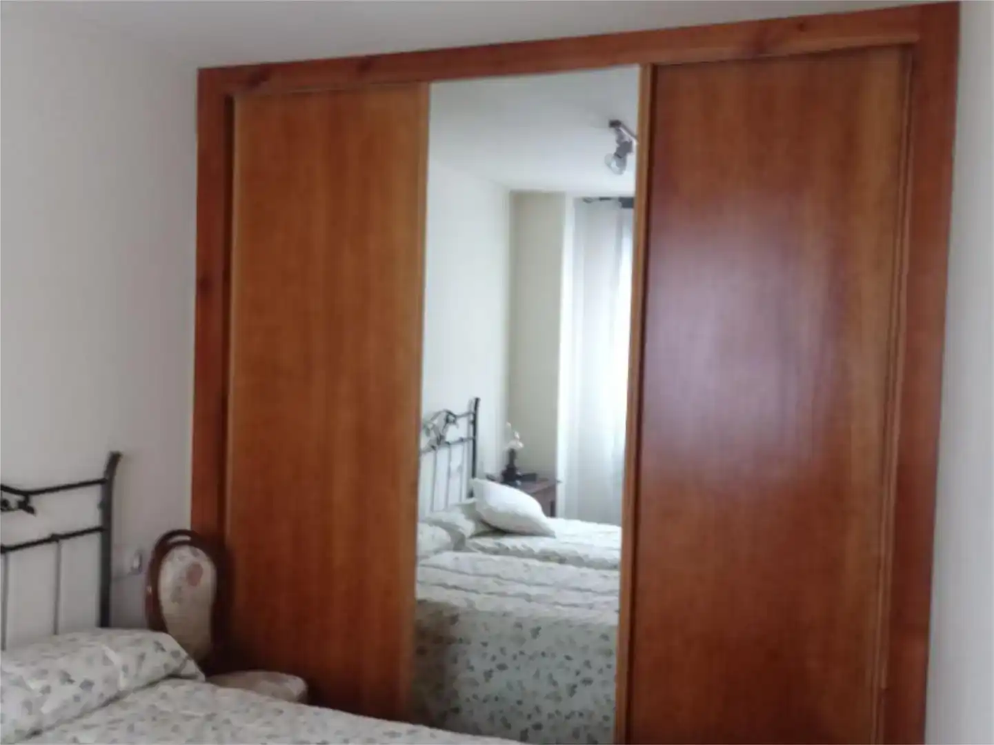 Habitación de Piso en venta en Puebla de Lillo con Trastero y Amueblado