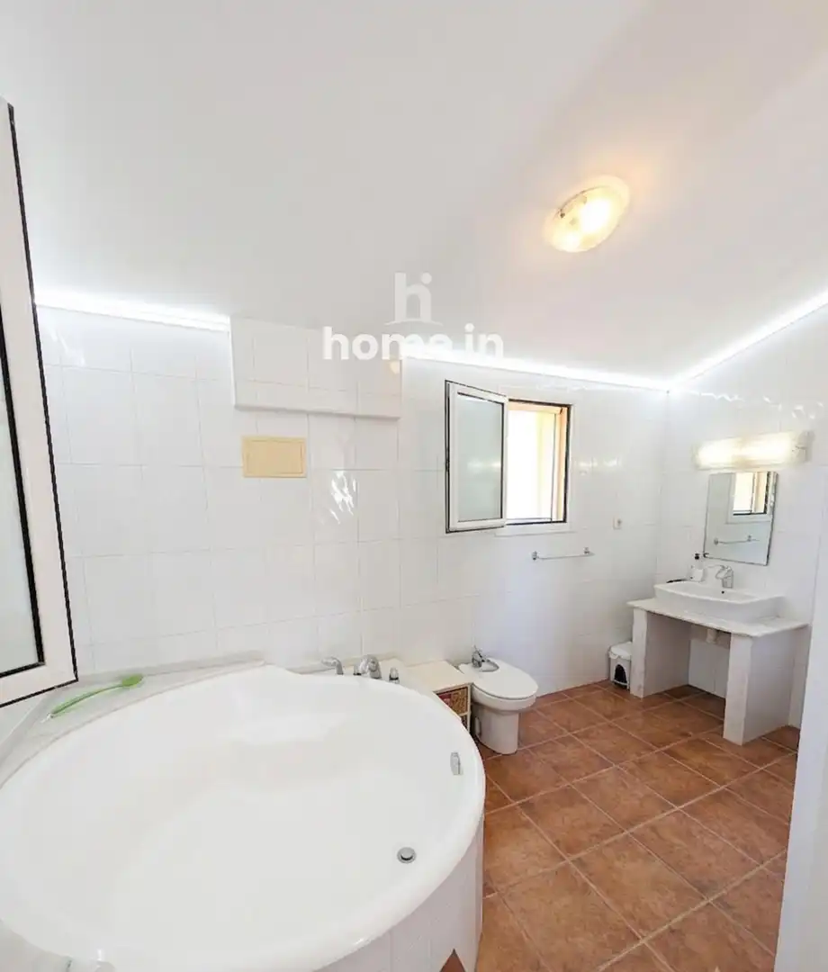Baño de Casa o chalet en venta en L'Ametlla de Mar  con Aire acondicionado, Calefacción y Terraza