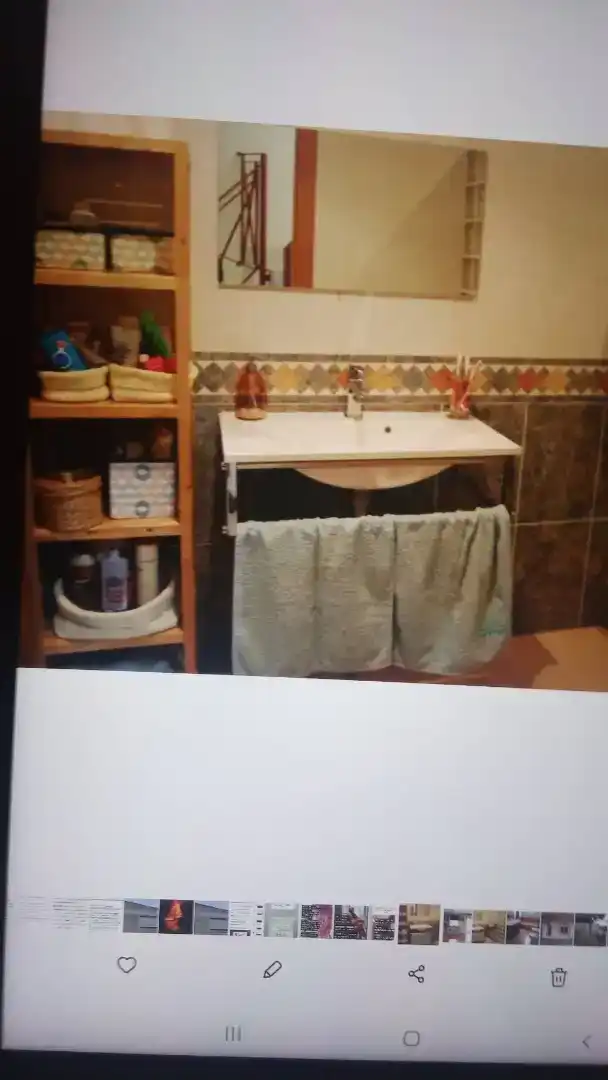 Bathroom of Ground floor for share in Pedanías Oeste