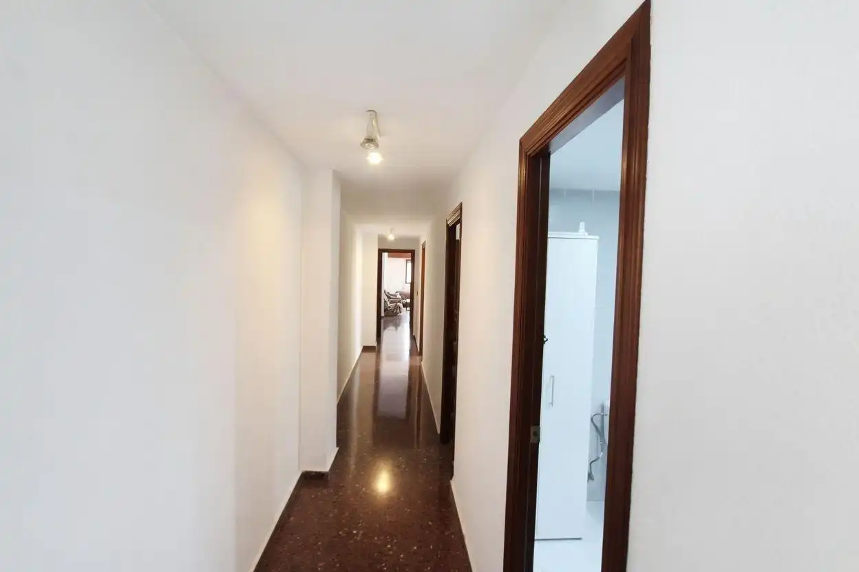 Piso en venta en Paterna con Terraza y Balcón