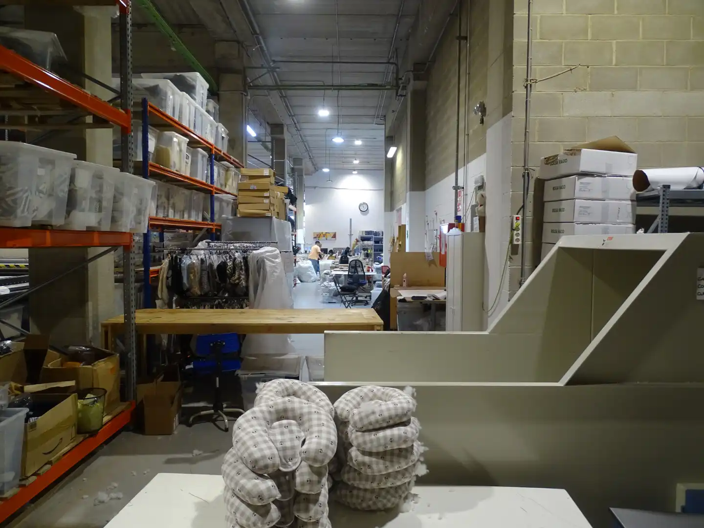 Industrial buildings for rent in Finestrelles