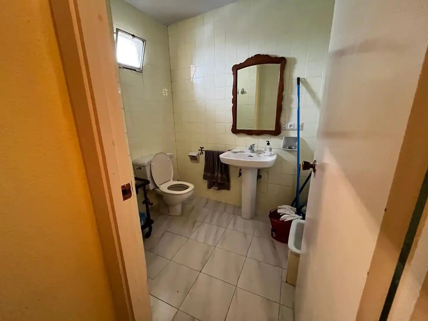 Bathroom of Flat for sale in Córdoba