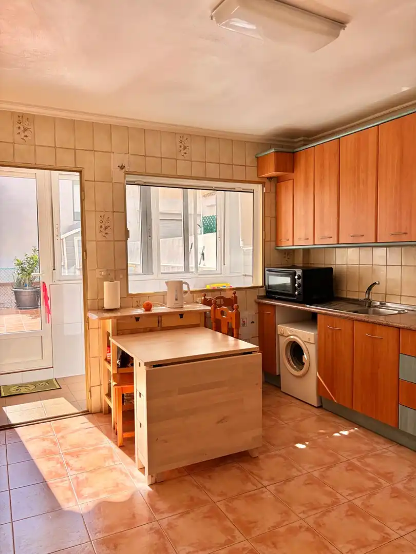 Küche von Wohnung zum Verkauf in San Pedro del Pinatar mit Klimaanlage, Terrasse und Möbliert