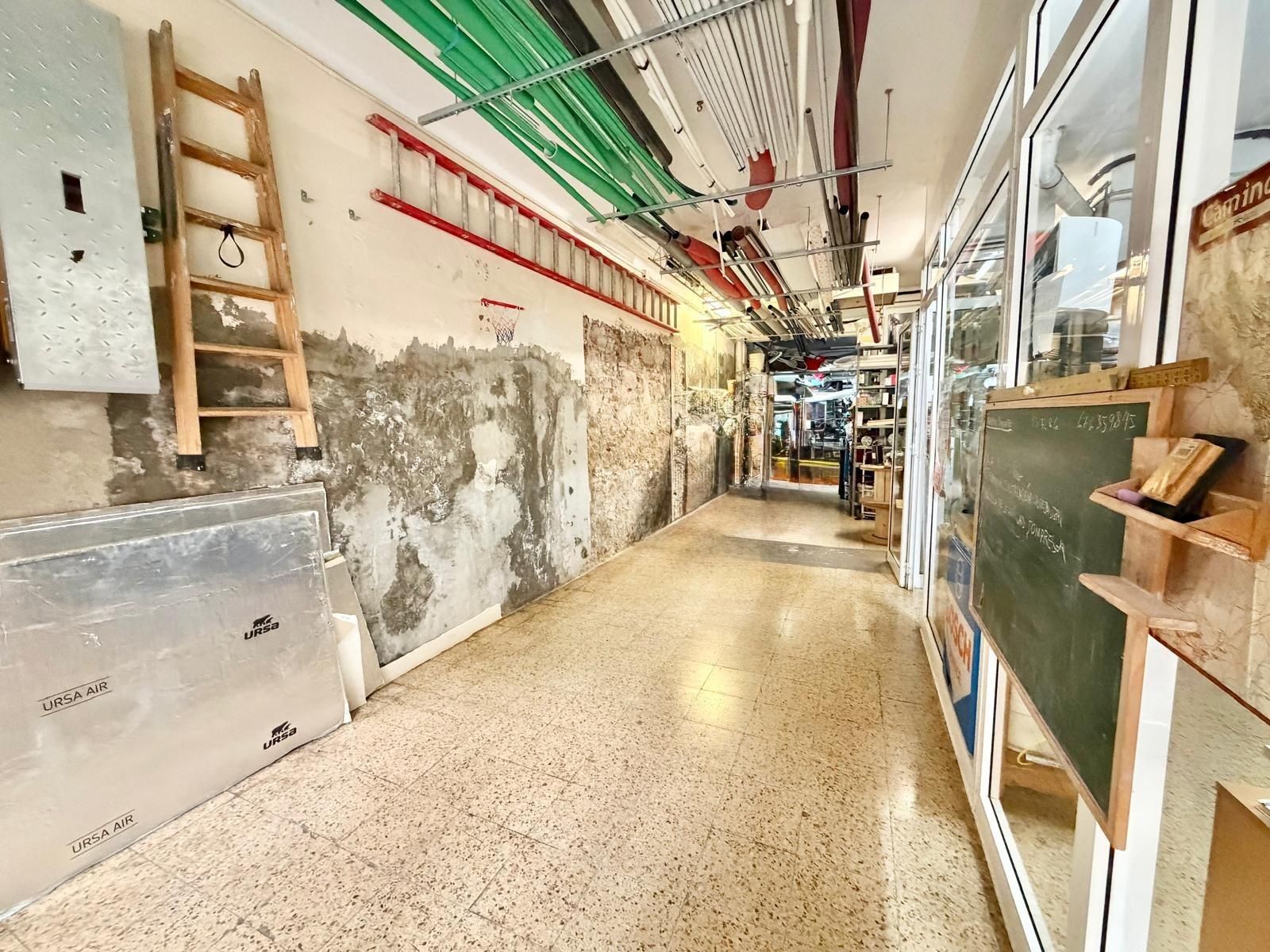 Local en venda en L'Hospitalet de Llobregat