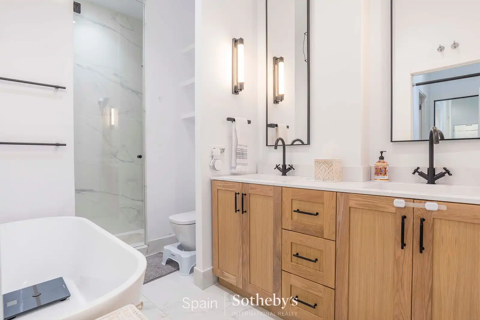 Baño de Apartamento en venta en Madrid con Aire acondicionado, Calefacción y Terraza