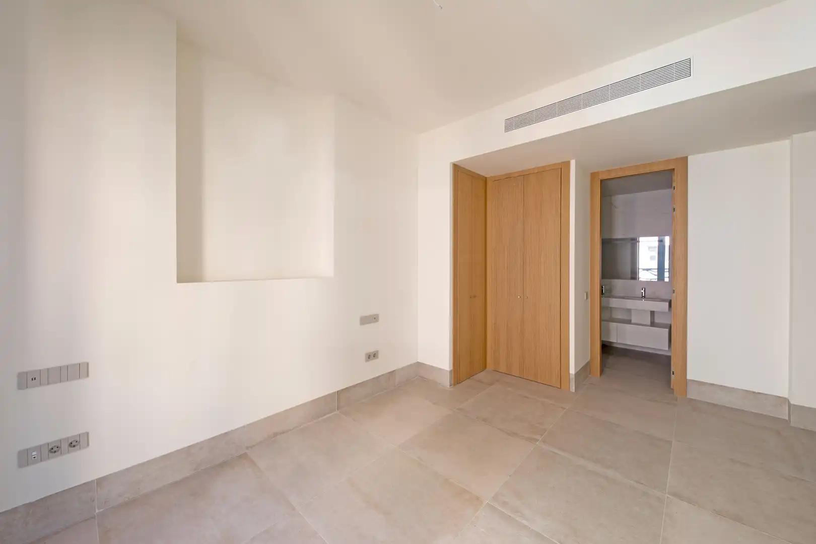 Piso en venta en Málaga con Aire acondicionado, Calefacción y Trastero
