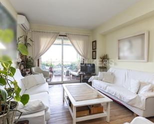 Living room of Apartment for sale in  Madrid Capital