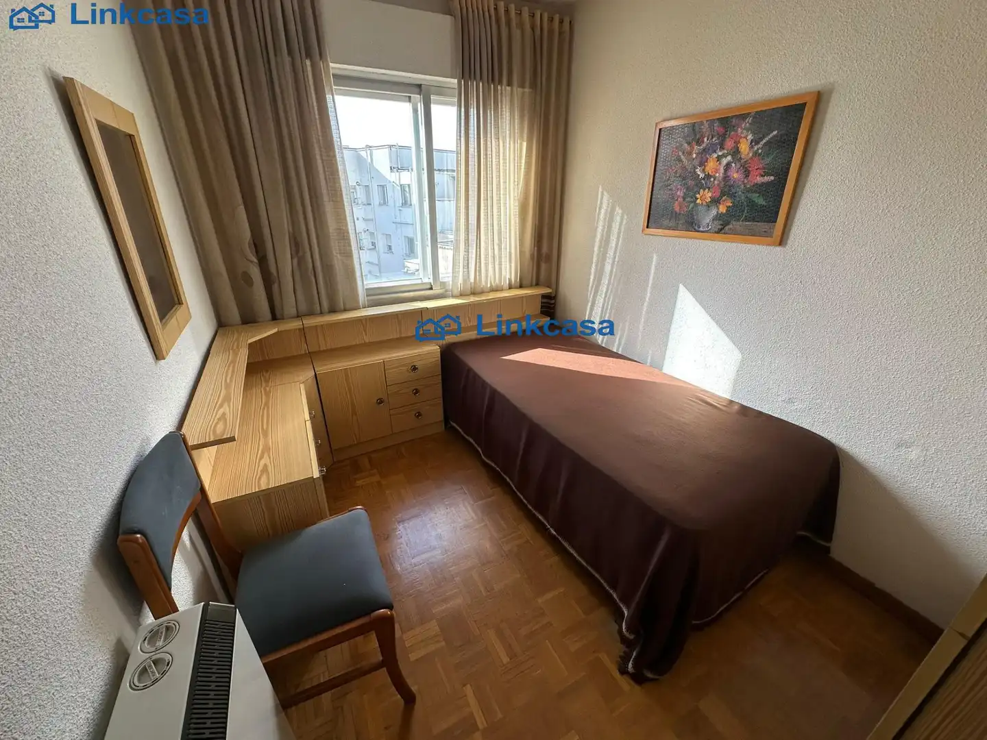 Habitación de Piso en venta en Madrid con Parquet