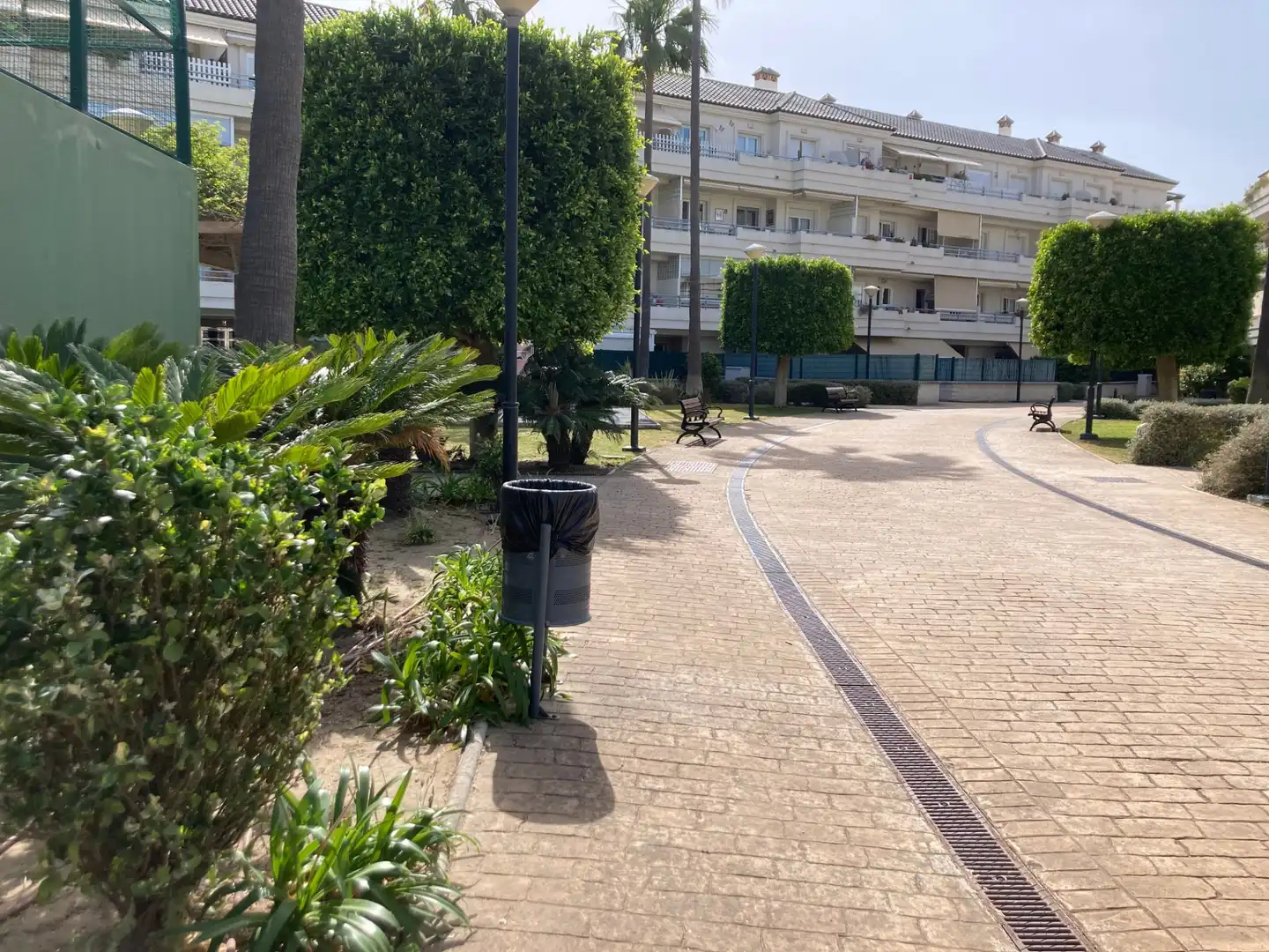 Außenansicht von Wohnung zum Verkauf in Los Barrios mit Terrasse und Gemeinschaftspool