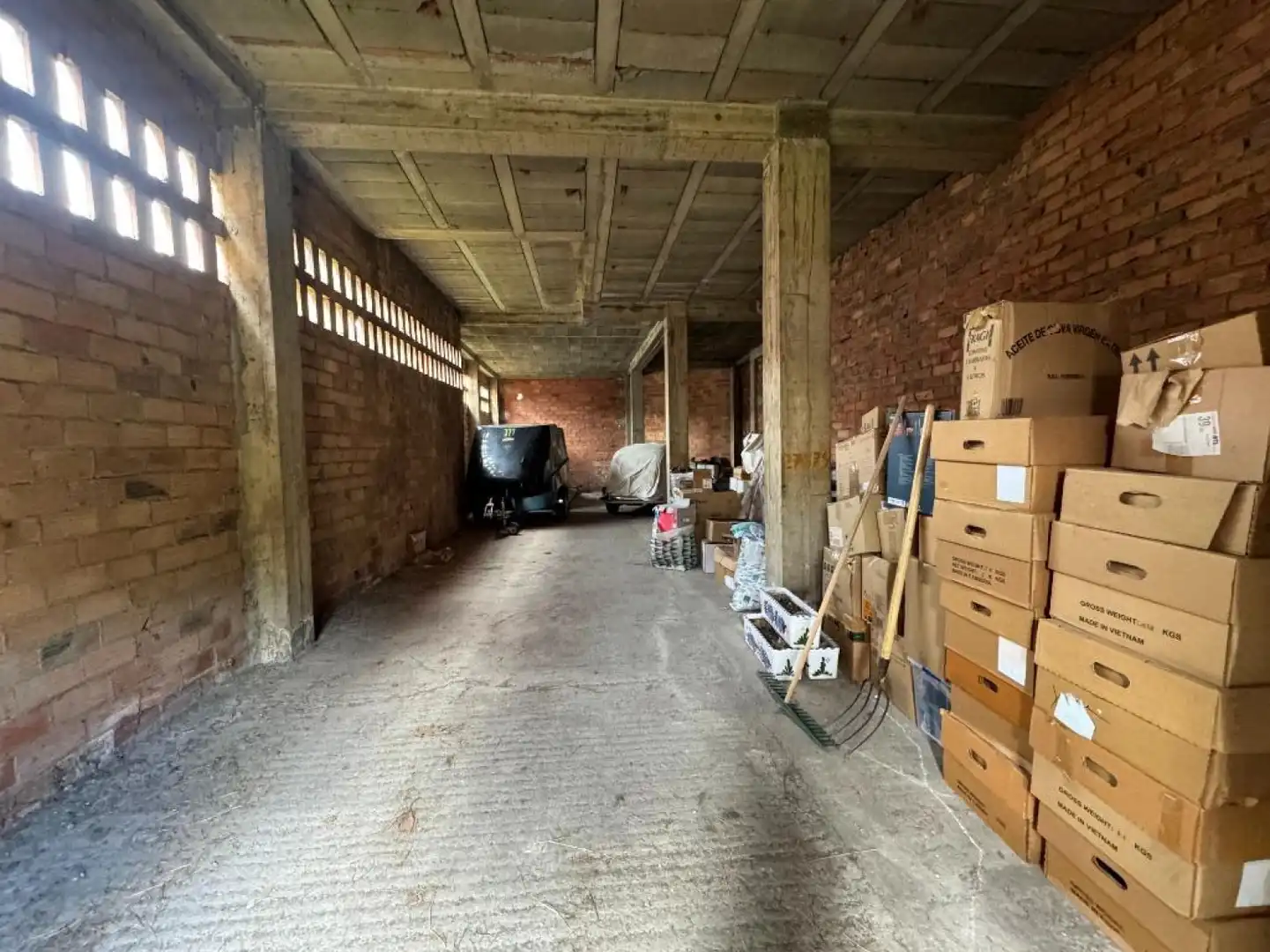 Local comercial en venda a Los Corrales de Buelna - Calle 1º de Mayo 15, imagen 3