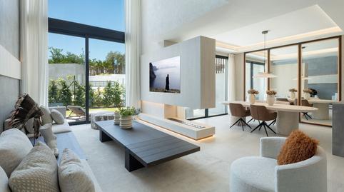 Foto 2 de Casa adosada en venda a Divina Pastora, Marbella