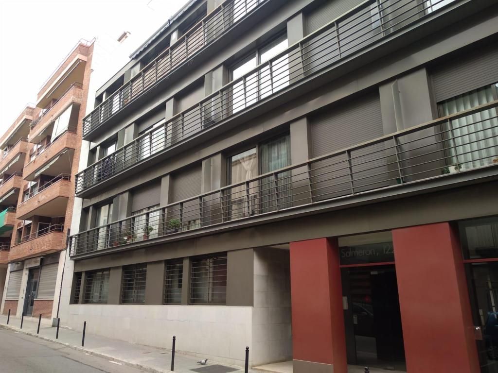 Exterior view of Building for sale in Terrassa