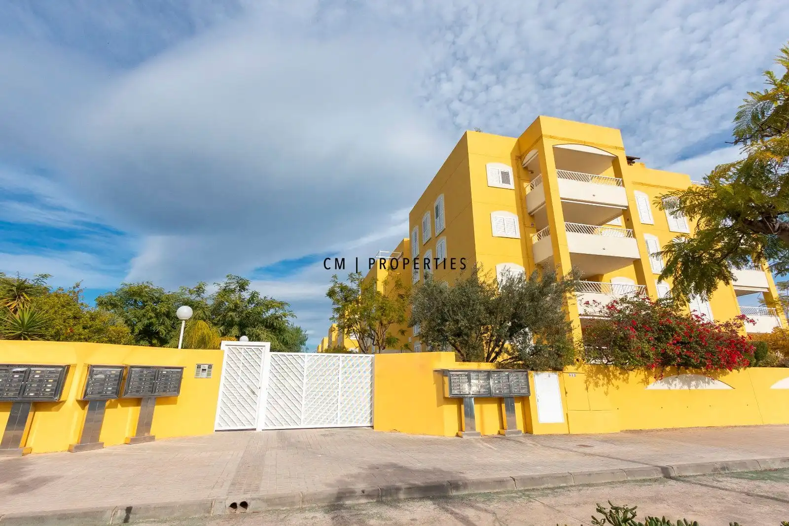 Attic for rent in Salines, de Les, Corinto - Almarda