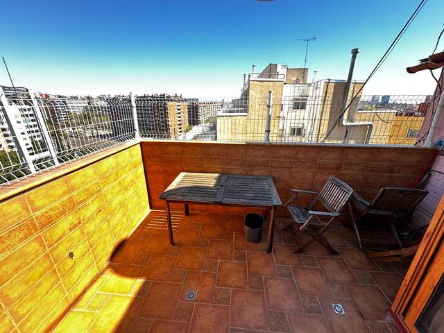 Ático en Venta en Sants-Badal
