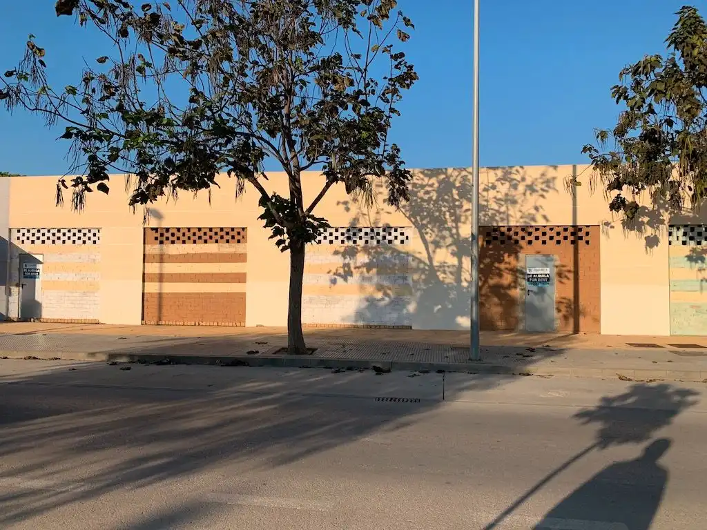 Vista exterior de Local de alquiler en Rota