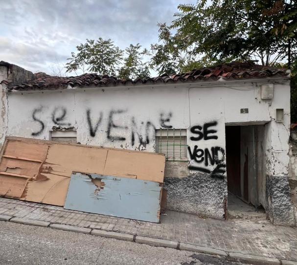 Foto 1 de Casa adosada en venta en Calle San Pedro, Cuevas - Ilustración, Madrid