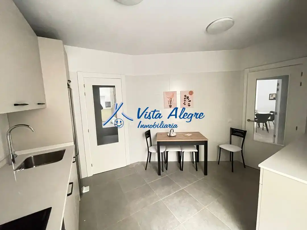 Piso en venta en Calle Lucrecia Arana, 8, Haro