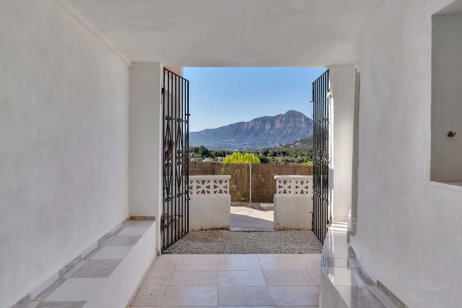 Houses for sale in Jávea / Xàbia  with Air Conditioner, Heating and Private garden