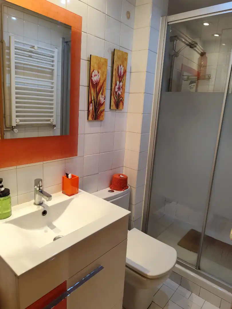 Bany de Pis en venda en Calafell amb Aire condicionat, Calefacció i Terrassa