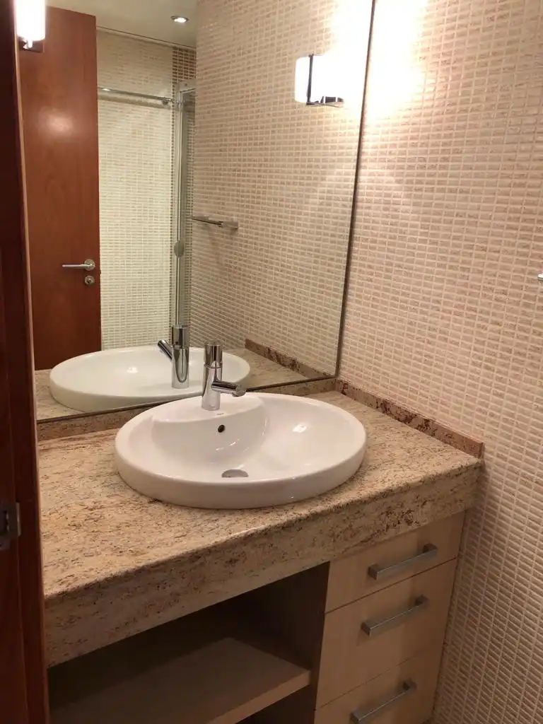 Baño de Piso de alquiler en Vilafranca del Penedès con Aire acondicionado, Calefacción y Horno