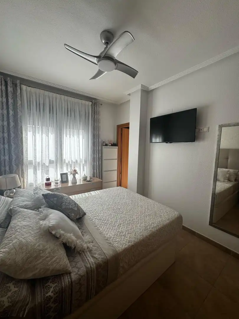 Dormitori de Apartament en venda en Almoradí amb Aire condicionat, Terrassa i Traster