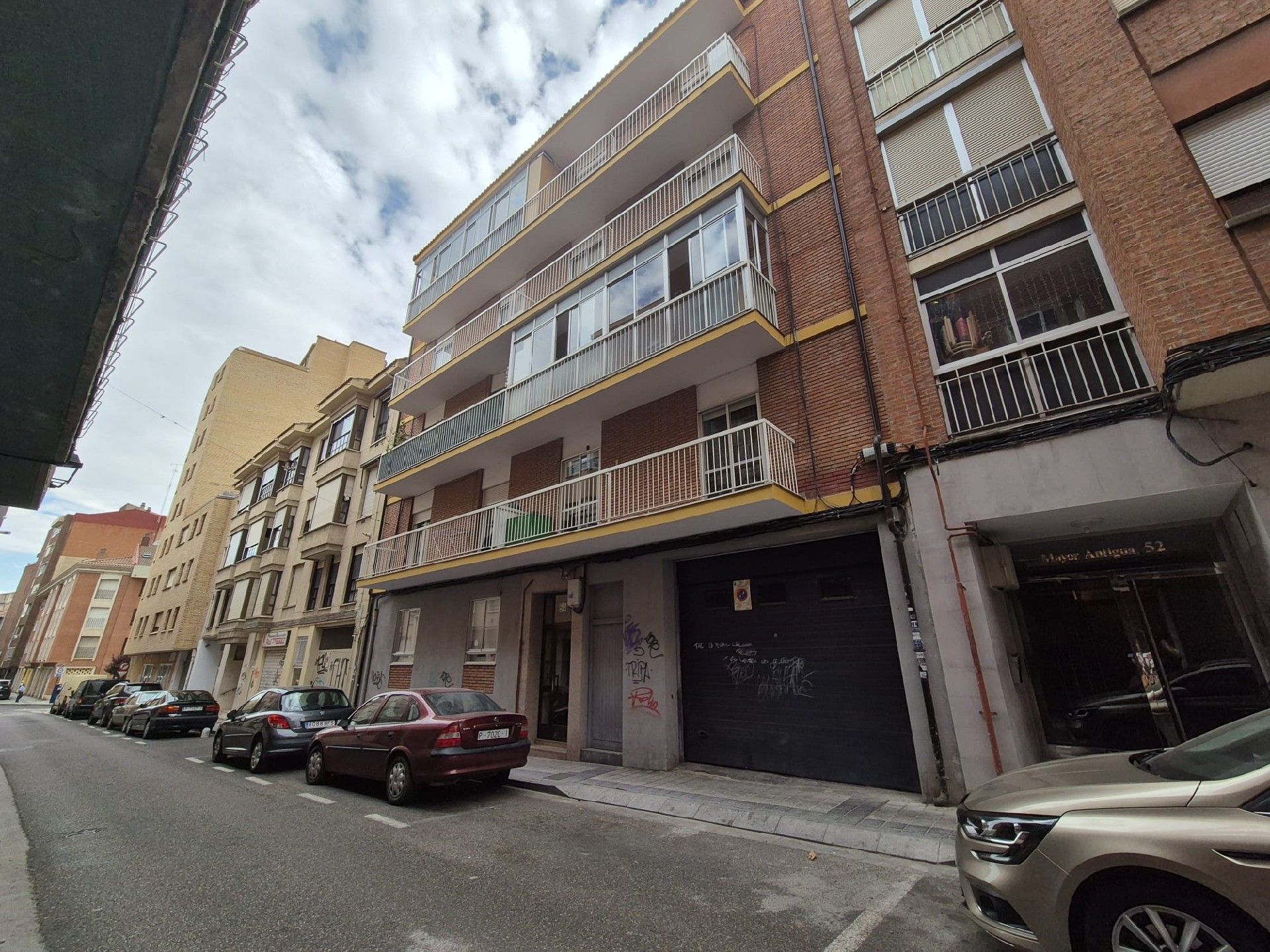 Vista exterior de Apartament de lloguer en Palencia Capital amb Calefacció, Terrassa i Moblat