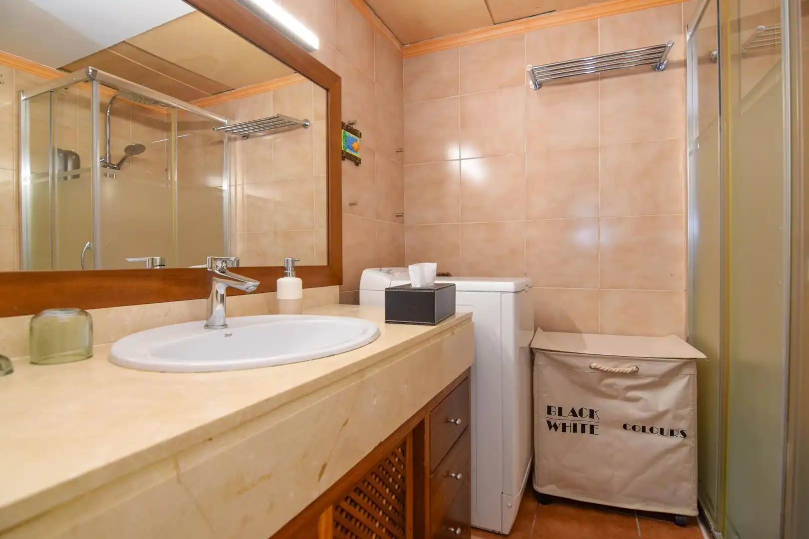 Badezimmer von Wohnungen zum Verkauf in Artà mit Klimaanlage, Abstellraum und Möbliert