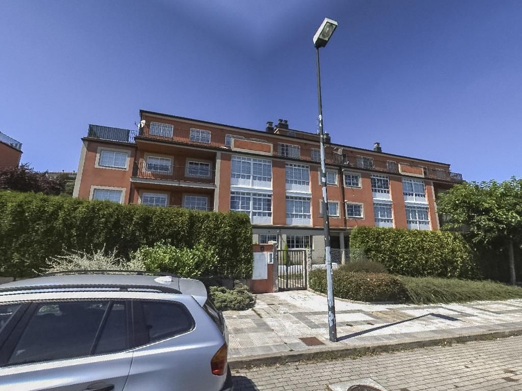 Vista exterior de Garatge en venda en A Coruña Capital 