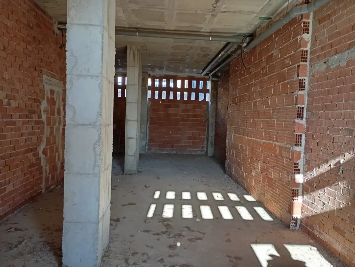 Business premises for sale in Calle Historia de España, imagen 2