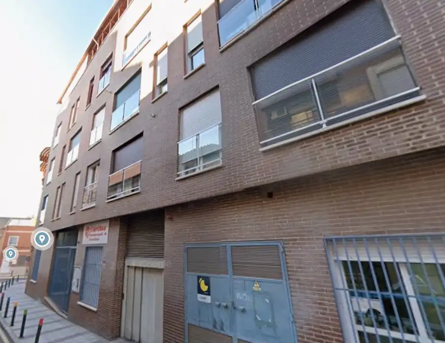 Aparcament amb ascensor en venda a C/ Soledad