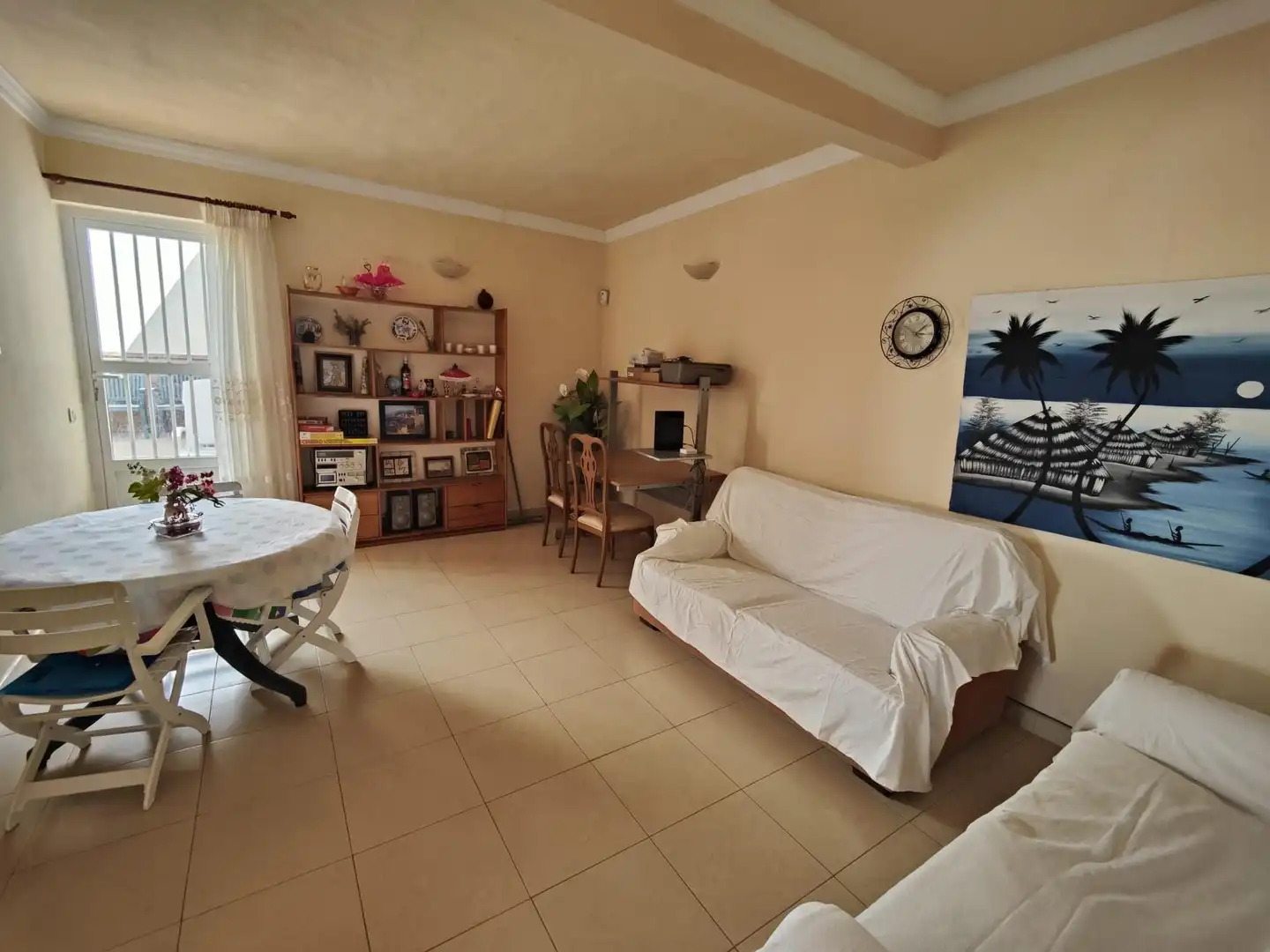 Wohnzimmer von Haus oder Chalet zum Verkauf in Adeje mit Privatgarten, Terrasse und Möbliert