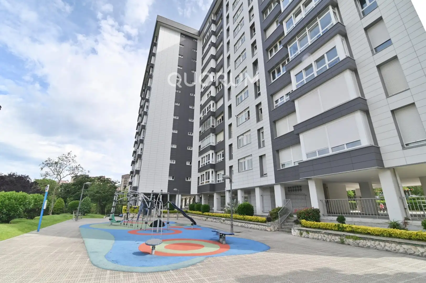 Vista exterior de Piso en venta en Bilbao  con Calefacción y Amueblado