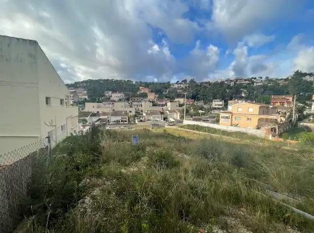 Terreno residencial en venta en Carrer del Gessamí, imagen 2