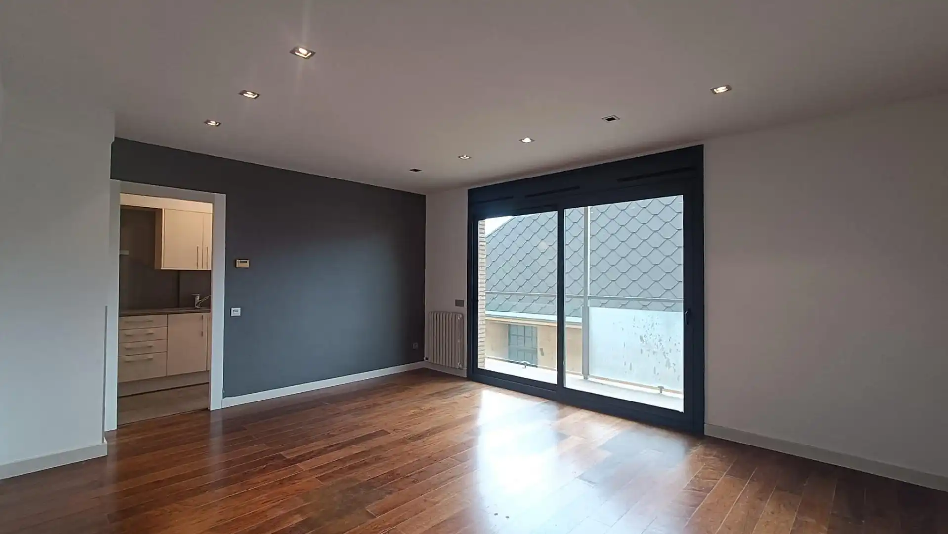 Wohnzimmer von Wohnung zum Verkauf in Vic mit Heizung, Parkett und Balkon