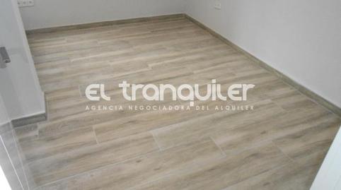 Foto 3 de Pis de lloguer a Calle Comercial, Palomeras Bajas,  Madrid Capital