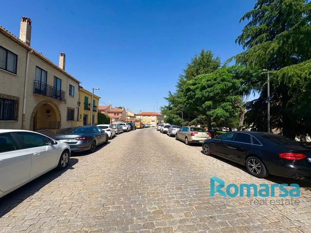 Vista exterior de Casa adosada en venta en Ávila con Calefacción, Terraza y Trastero