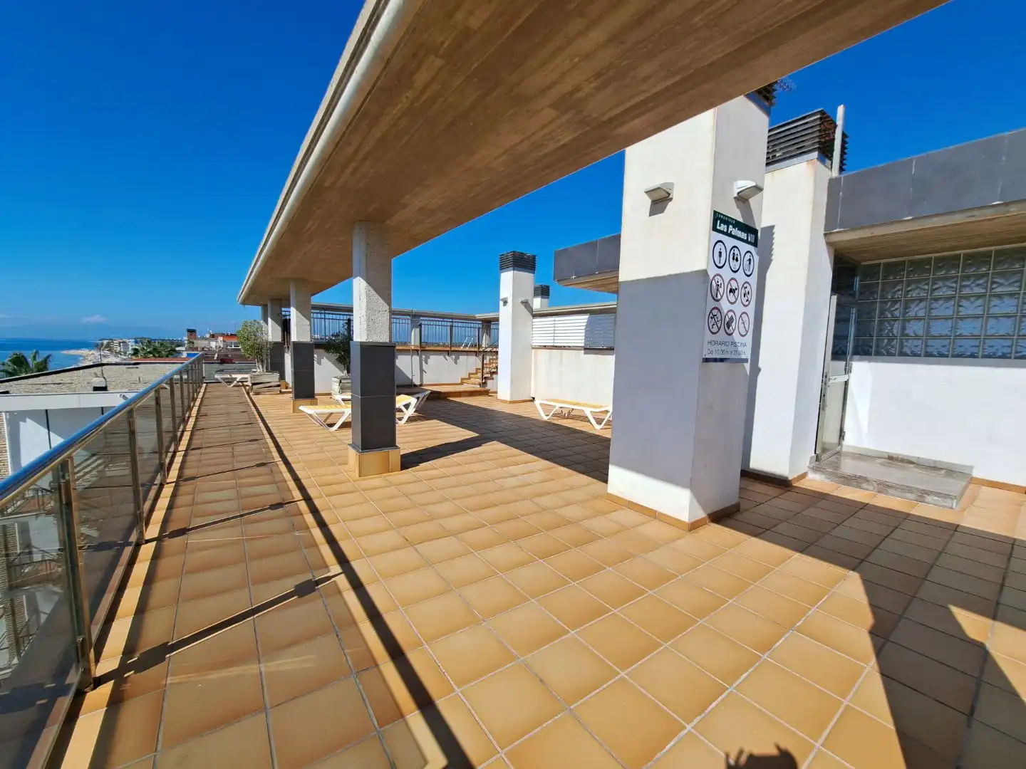 Apartamento con piscina en venta en Paseo Miramar 60, imagen 4