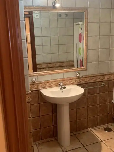 Baño de Apartamento en venta en Marín con Parquet, Trastero y Amueblado