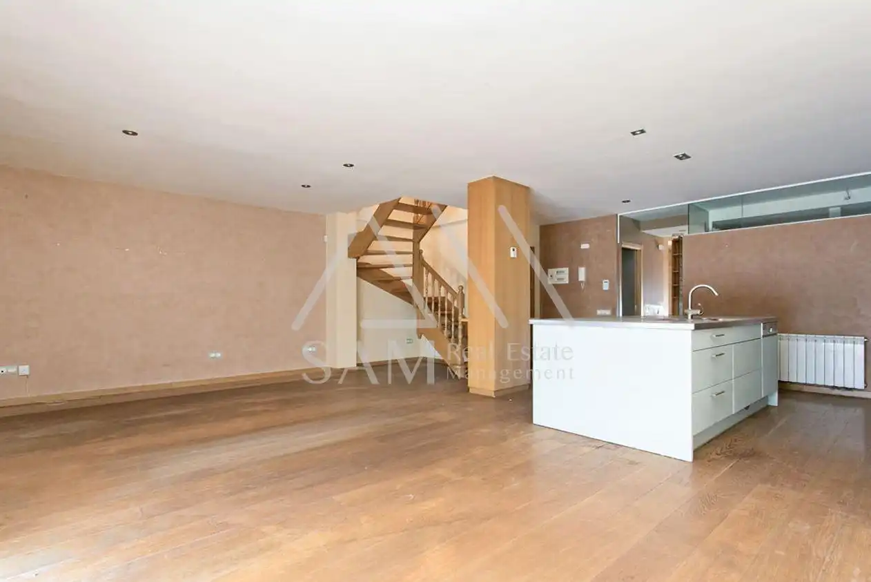 Dúplex en venta en Sant Fruitós de Bages con Calefacción, Terraza y Balcón