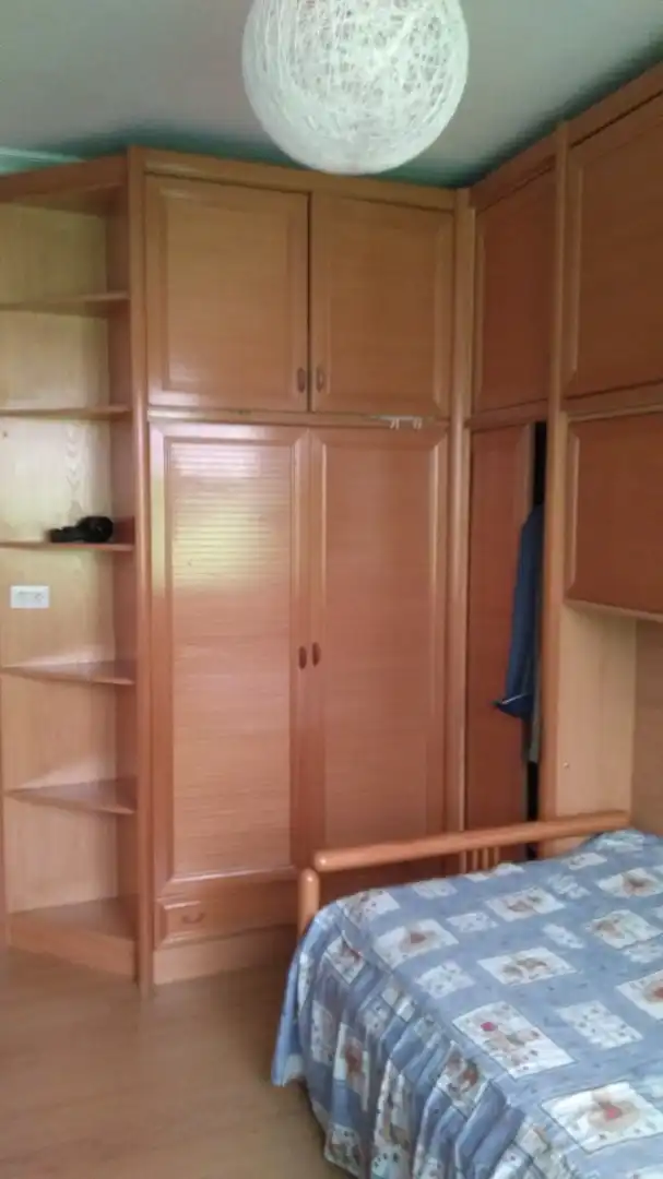 Bedroom of Flat for rent in Santiago de Compostela   with Furnished