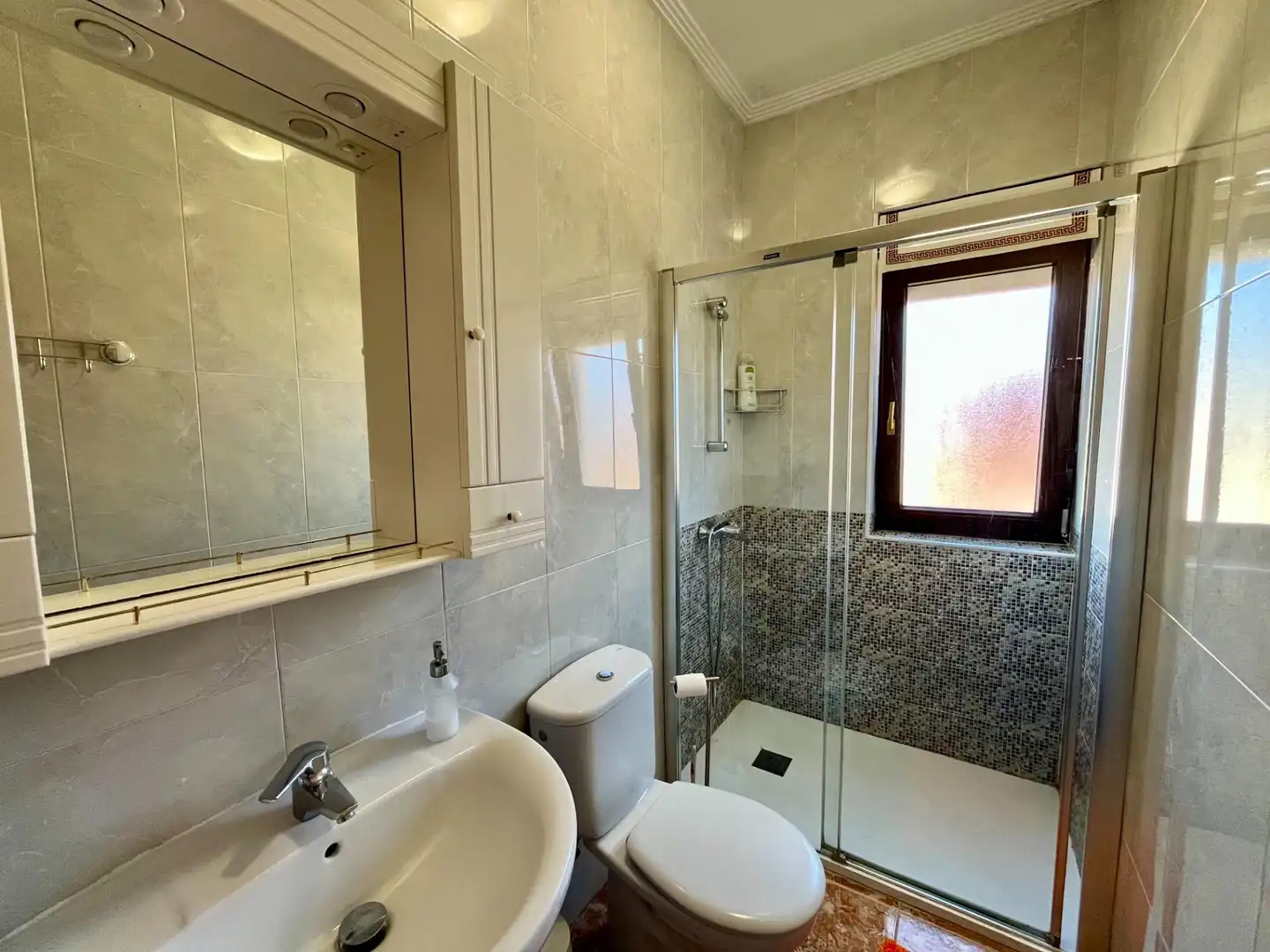 Hotel con ascensore in vendita a Calle CARABINEROS, imagen 36
