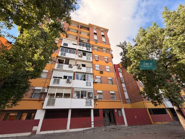 Piso en Venta en Calle MANUEL FAL CONDE en La Oliva