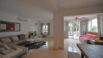 Living room of House or chalet for sale in Mijas  with Air Conditioner, Private garden and Terrace